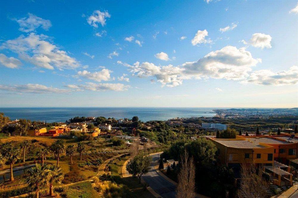 Apartamentos Reserva Del Higueron Deluxe & Spa Беналмадена Екстериор снимка